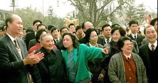 中国监理，因何生？为谁死？