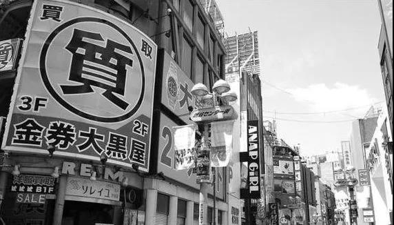 中国监理，因何生？为谁死？